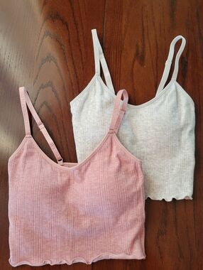 Set Of 2 - Laura Ashley Crop Top Padded Camis Size Medium Scalloped Hem